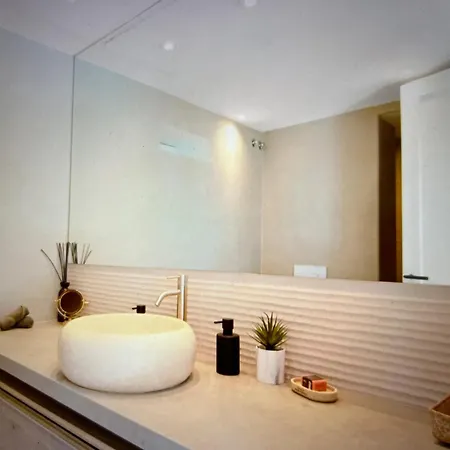 Casa Hernandez 11-80 * Cambrils